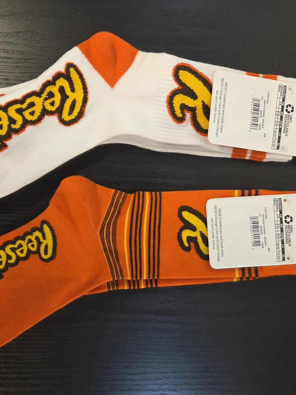 Reese's Branded Men's Crew Socks - Orange & White
